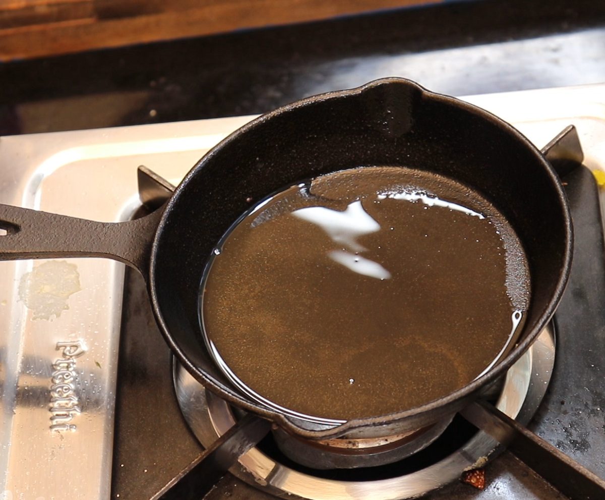 Heat a tampering pan